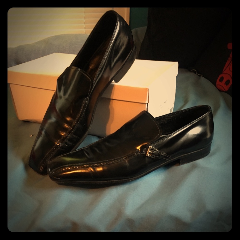 Men’s Prada dress shoe